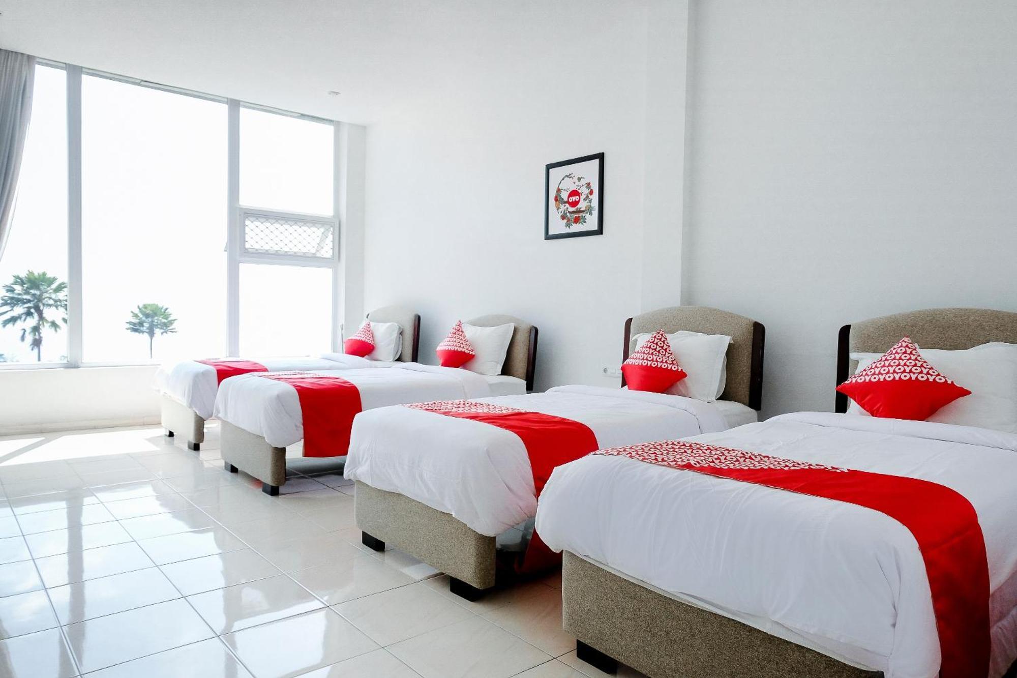 Oyo 1194 Villa Bukit Panderman Residence Batu  Exterior foto