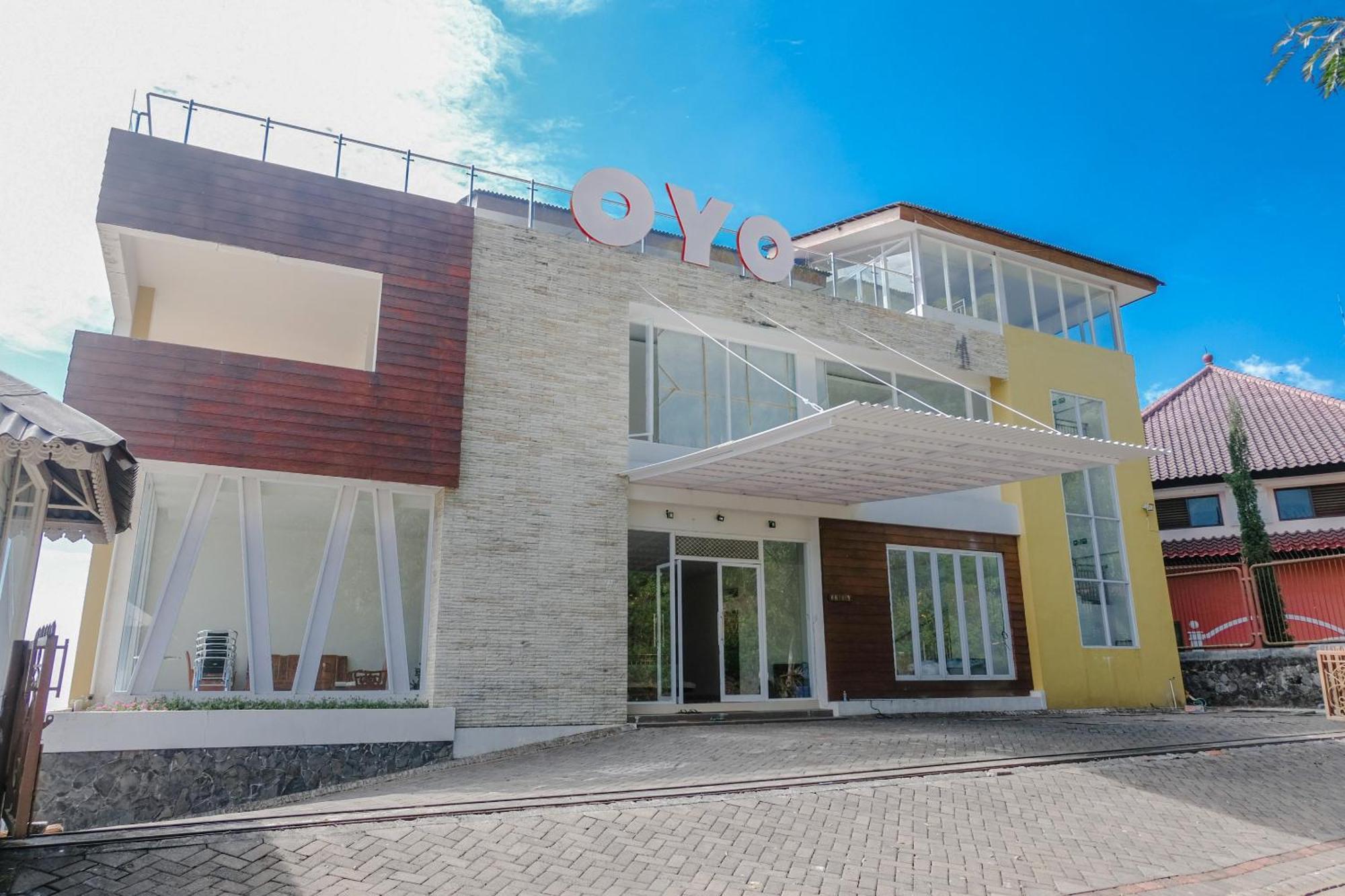 Oyo 1194 Villa Bukit Panderman Residence Batu  Exterior foto