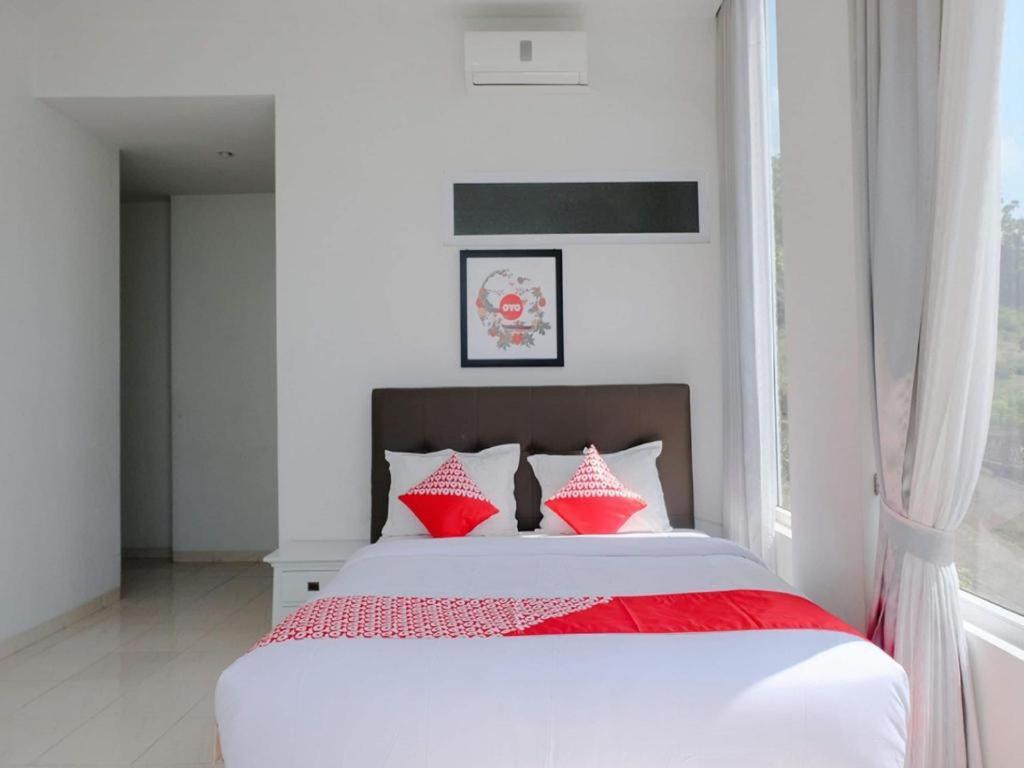 Oyo 1194 Villa Bukit Panderman Residence Batu  Exterior foto