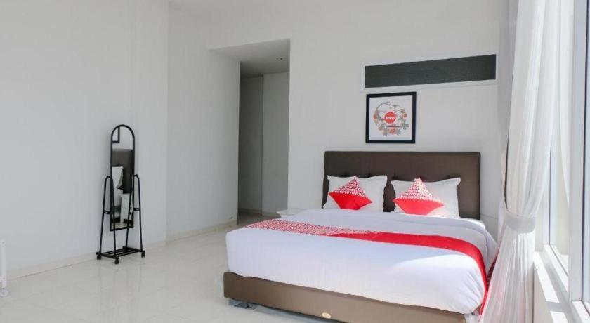 Oyo 1194 Villa Bukit Panderman Residence Batu  Exterior foto